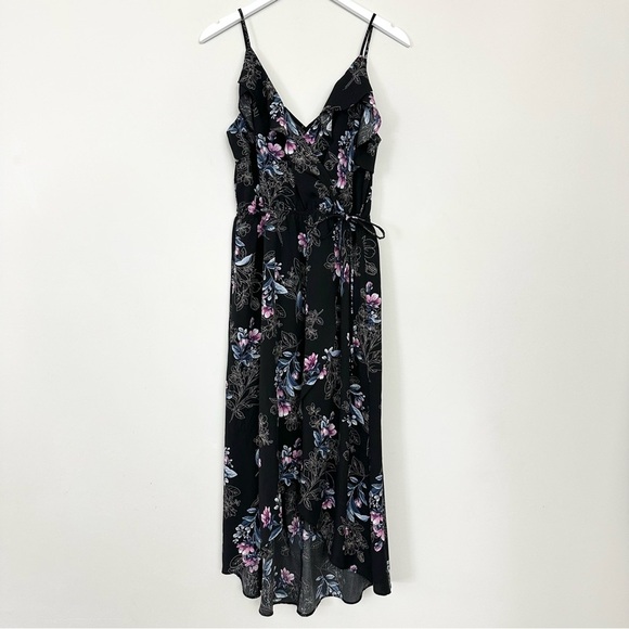 Meghan Los Angeles Floral Faux Wrap Dress - Picture 1 of 10